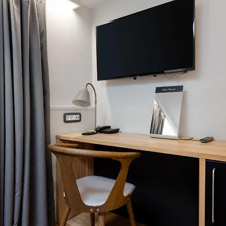 Hotel Peteani 4*