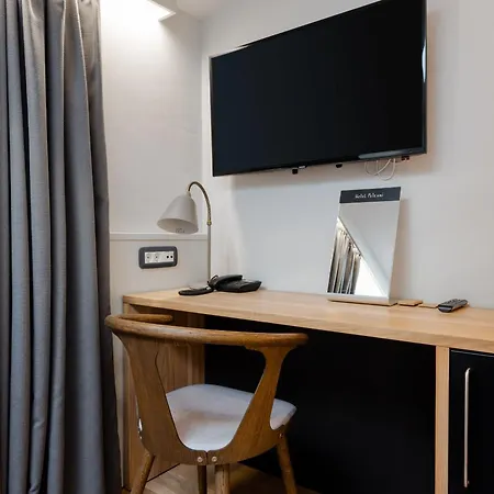 Hotel Peteani 4*