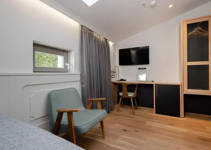 Peteani 4* Labin (Istria)